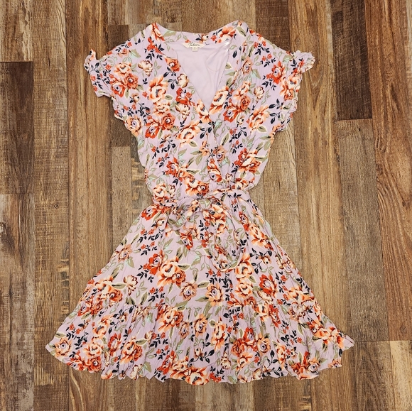 Takara Dresses & Skirts - Takara Floral Dress